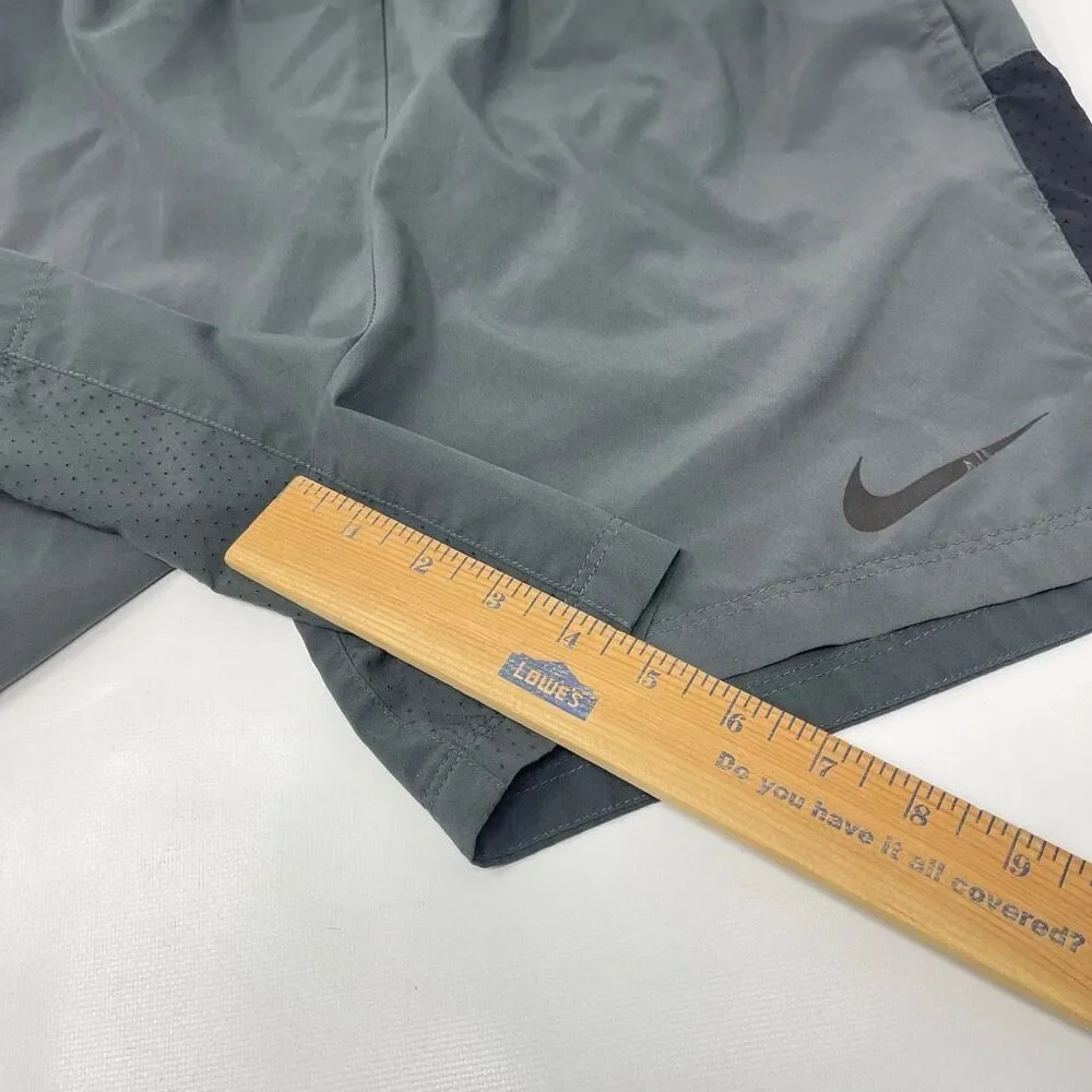 Nike Challenger 6